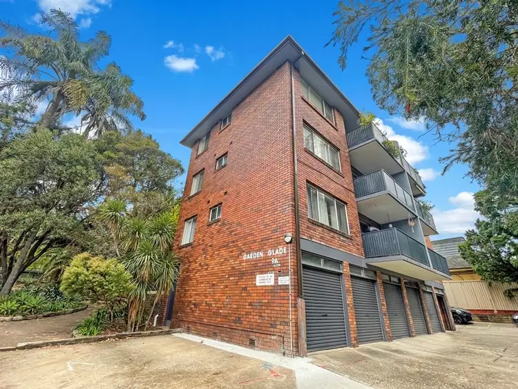 7/9A Cambridge Street
