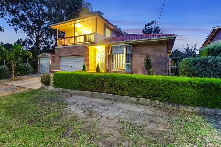 6 Mcmahons Road, Kalimna VIC 3909