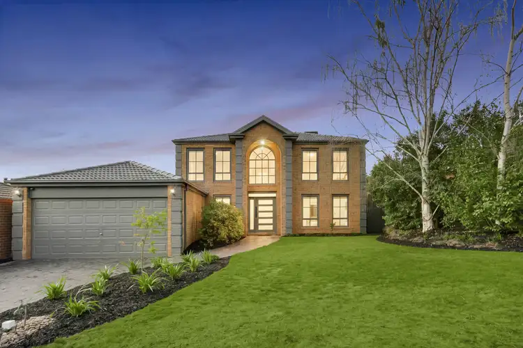 13 Crest Court