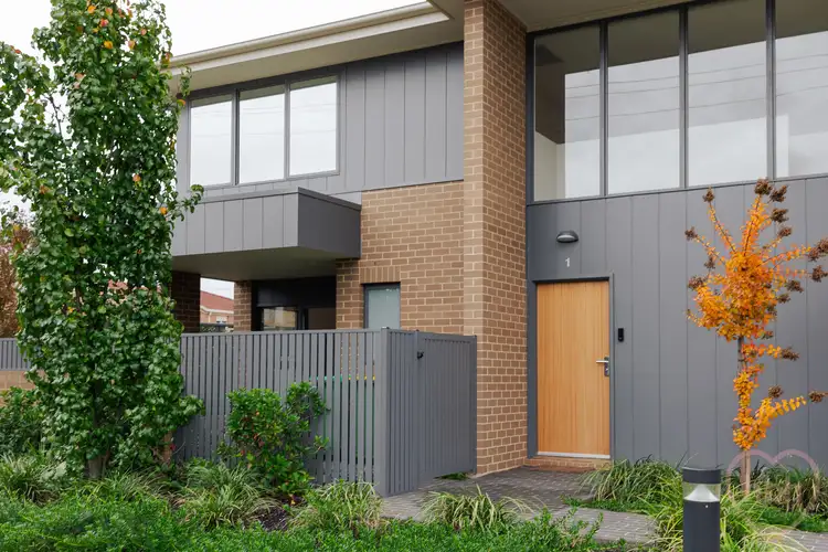 1/33 Thurralilly Street