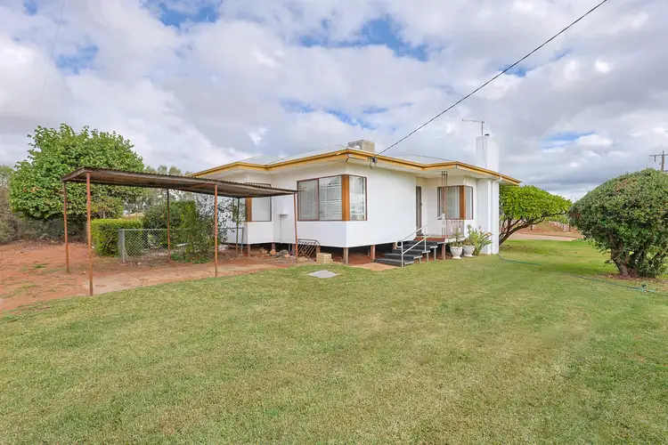 4 Quandong Avenue