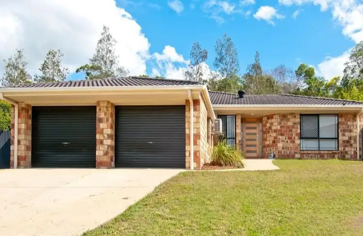 9 Mountain View Crescent