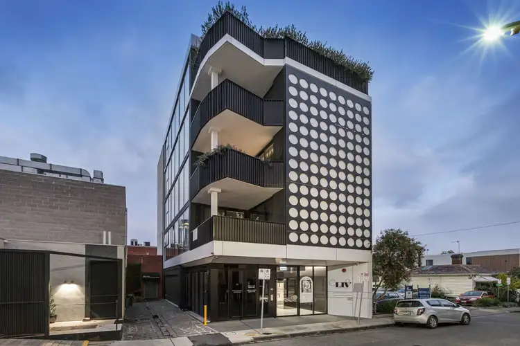 4/40 Caroline Street