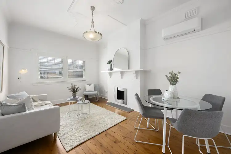 3/33 Neptune Street