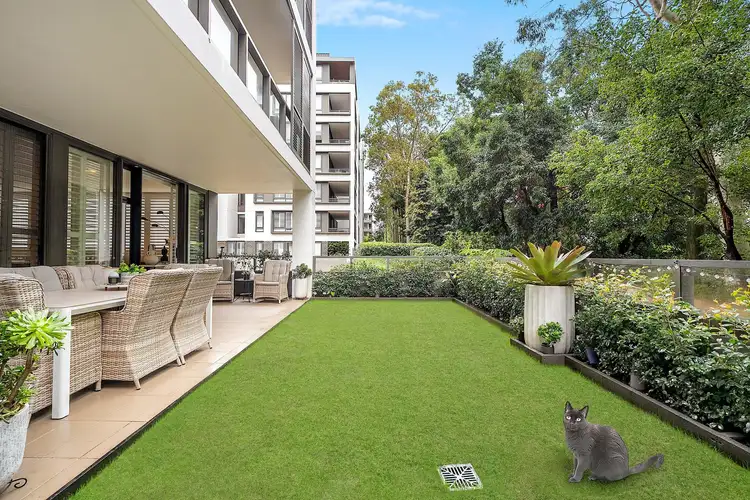 102S/1 Lardelli Drive