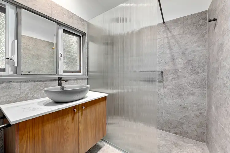 Third view of Homely apartment listing, 2/6A Elm Grove, Armadale VIC 3143