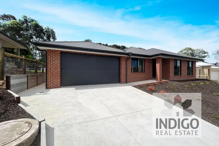 12 Connel Street