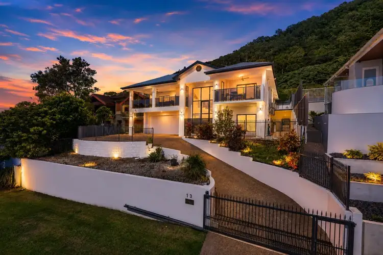 13 Trumpeter Street