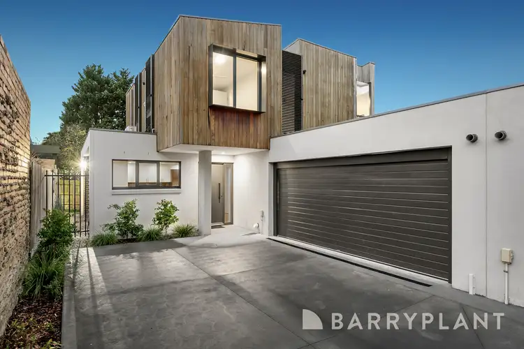 2/57 Alston Street