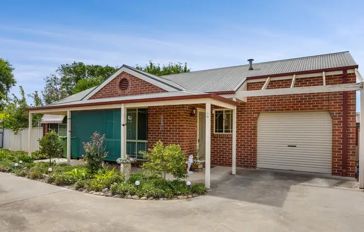 2/1 Johnson Court