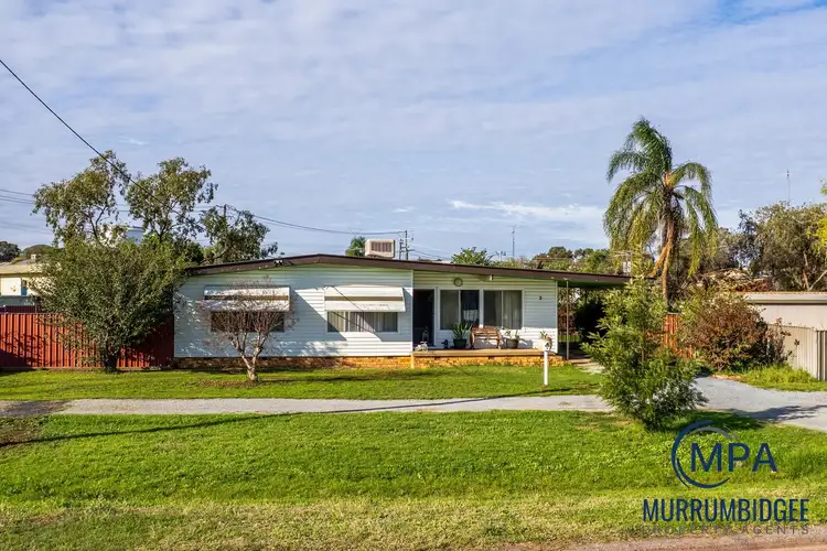 2 Poplar Avenue