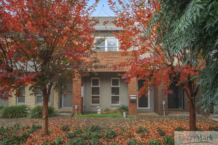 21 Prominence Boulevard