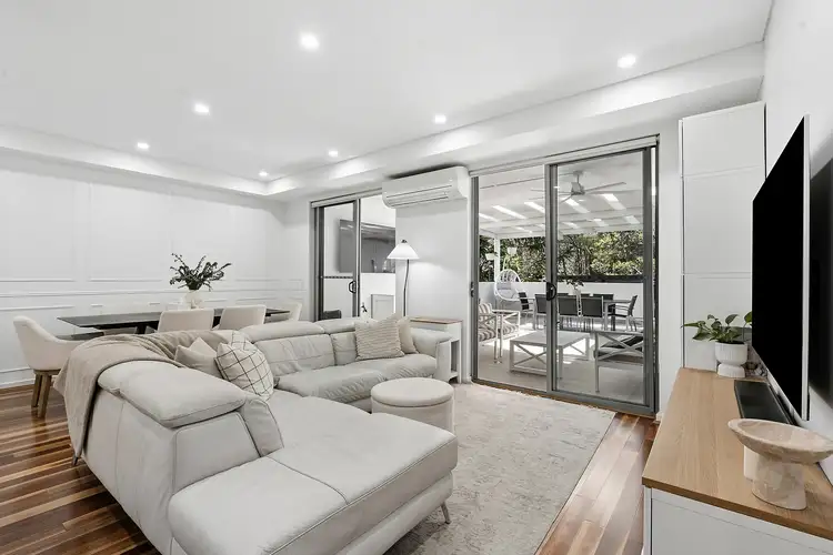 4/4-8 Pearce Avenue