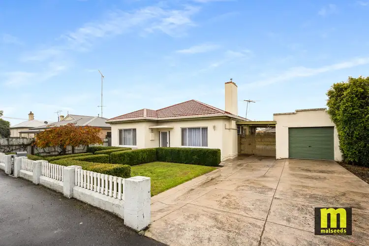 1 Gerloff Street