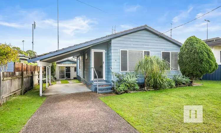 6 Hughes Avenue