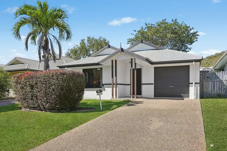 8 Grebe Court