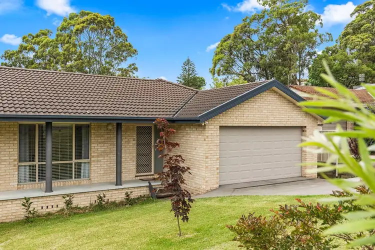 3 Treetops Crescent