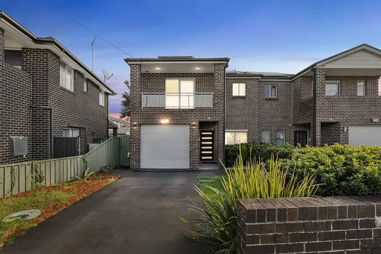 30 Bamfield Avenue