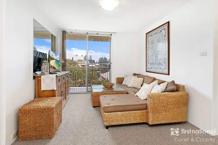 12/118 Manning Street