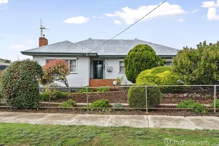 6 Outen Street