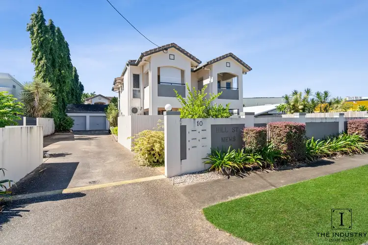 2/10 Hill Street