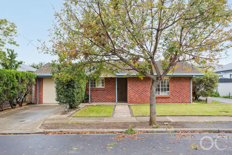 1/4 Talbot Avenue