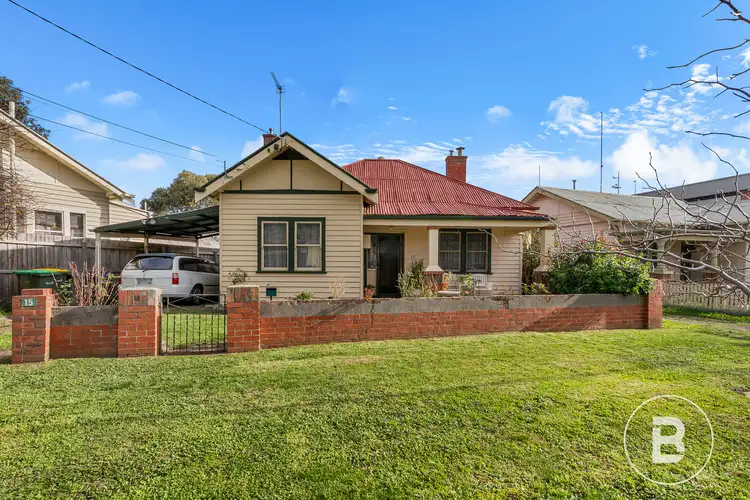 15 Rowe Street