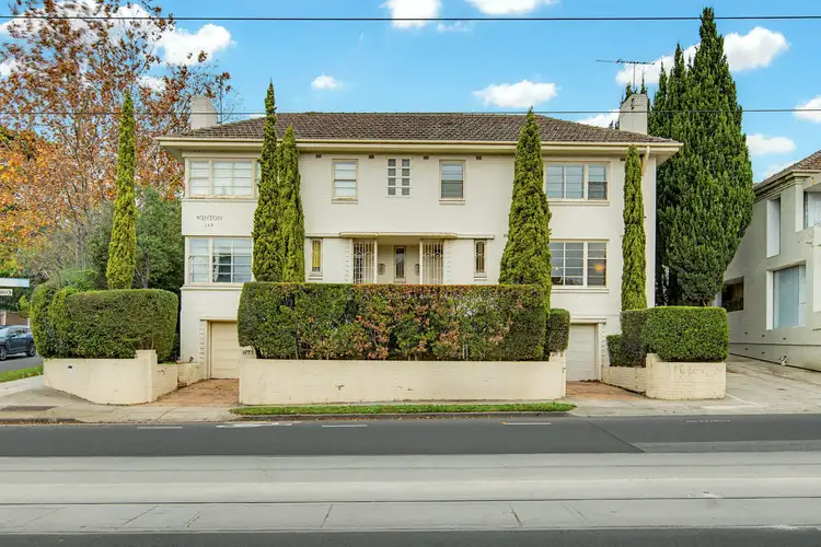 2/568 Toorak Road