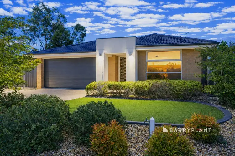 11 Nickell Court