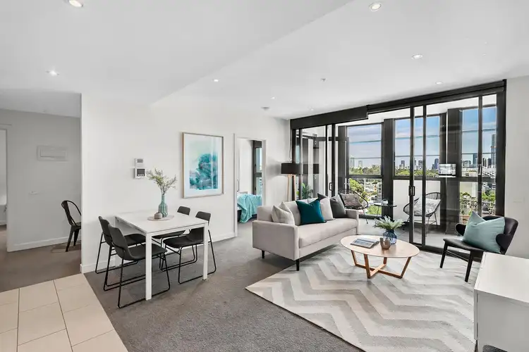 909/140 Swan Street