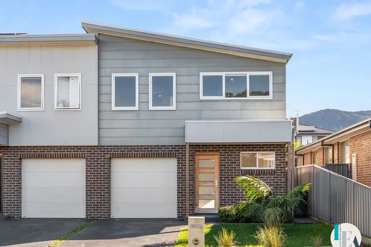 15B Saddleback Crescent
