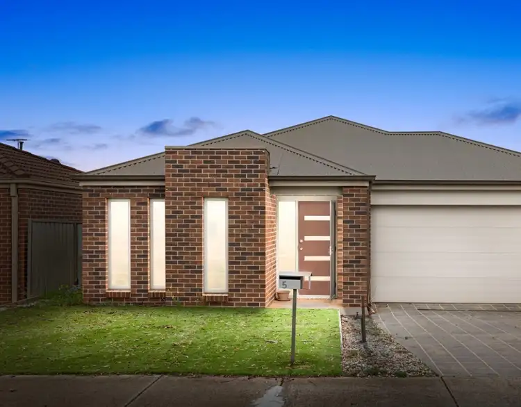 5 Raven Street