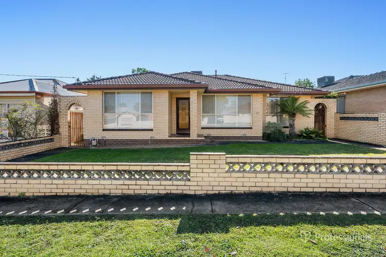17 Barr Street