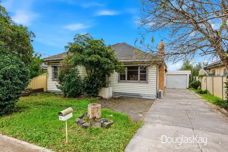8 Baynton Avenue