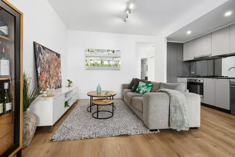155/741-747 Botany Road