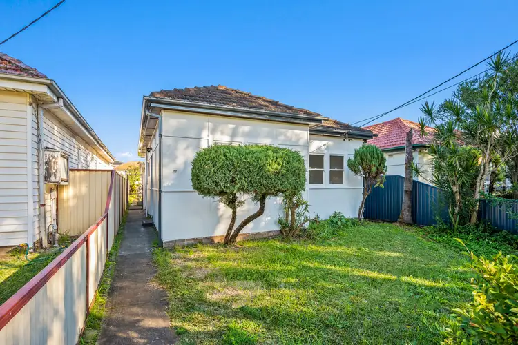 72 Elm Road