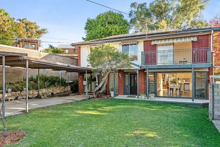 3 Karree Place
