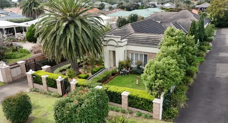 1/33 Ozone Street