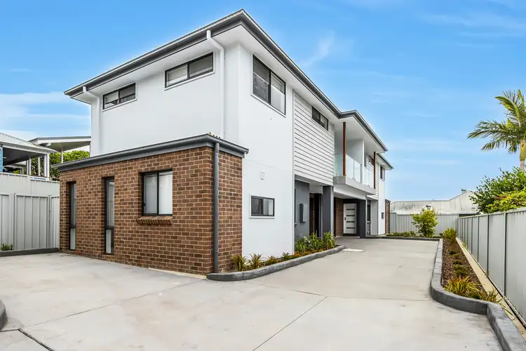 1/136A Lockyer Street