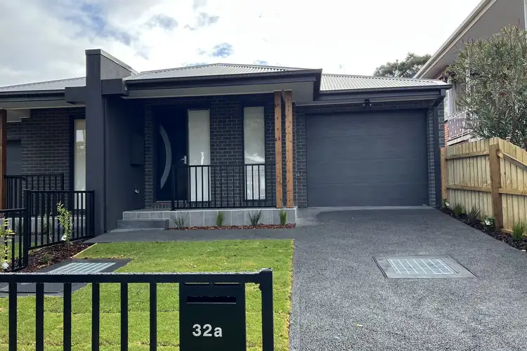 32A The Fairway