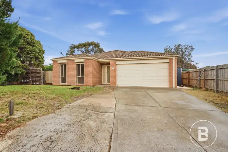 4 Edwards Court