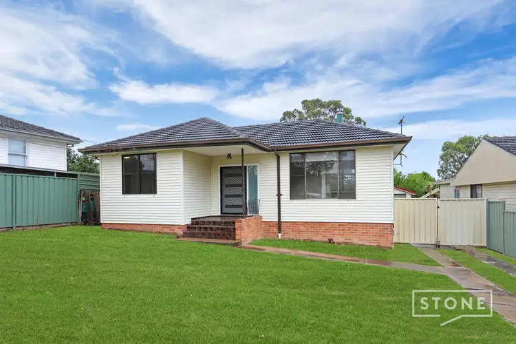 16 Sturt Street