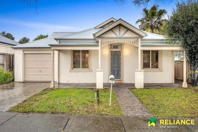 10 Ashville Place