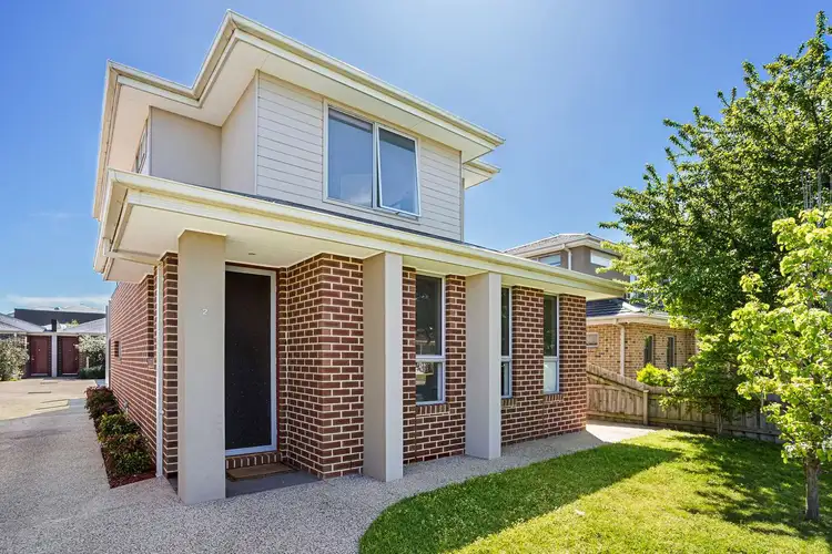2/33 Upton Street