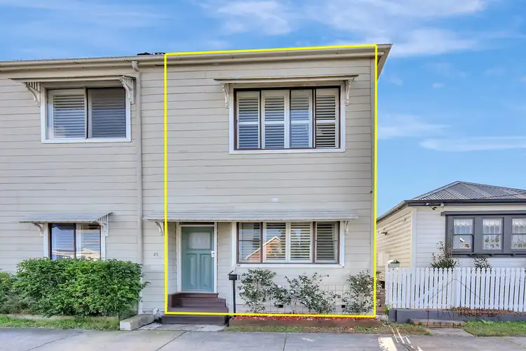 23 Robertson Street
