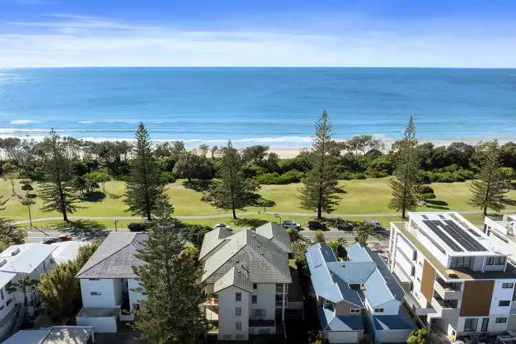 3/210 Marine Parade