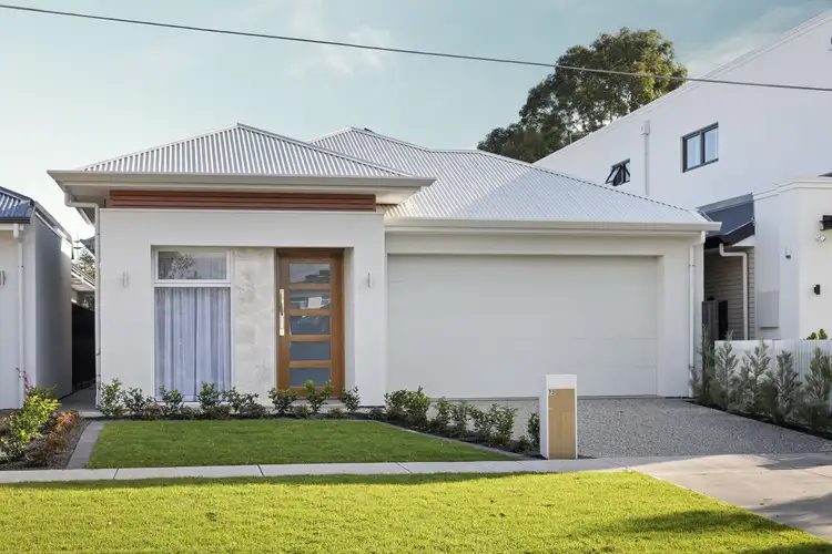 73 Swan Street