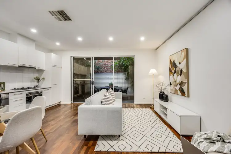 28 Hobsons Place, Adelaide SA 5000