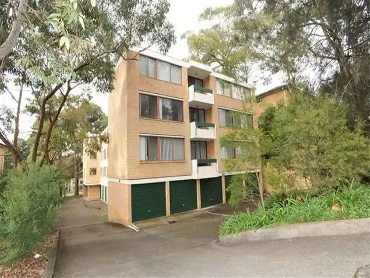 4/173 Herring Road