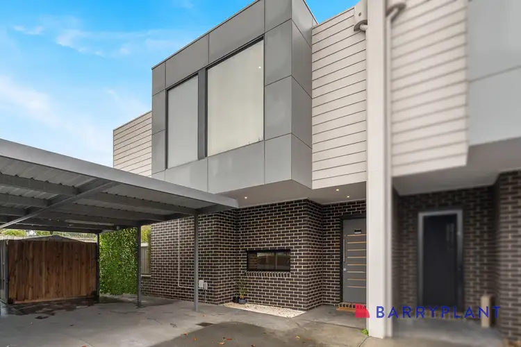 2/100 Edwin Street
